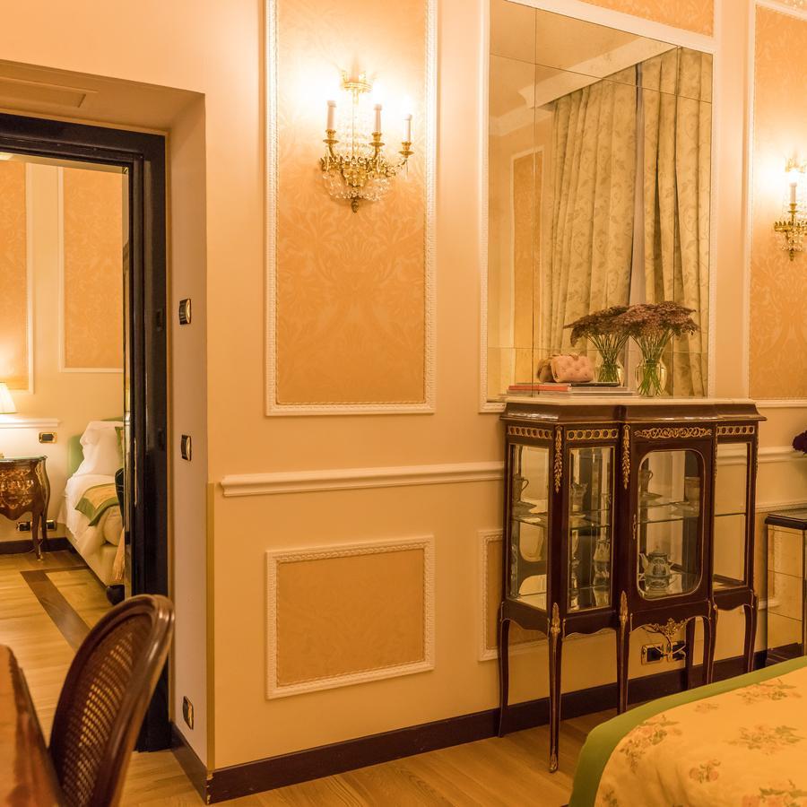 Hotel Bernini Palace Florencie Exteriér fotografie A suite at the hotel